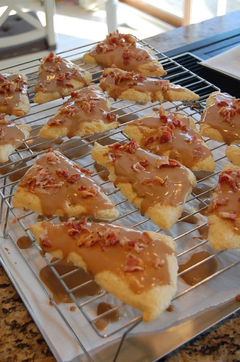 maple bacon scones