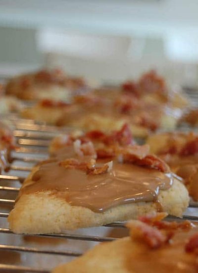 Pioneer Woman's maple bacon scones