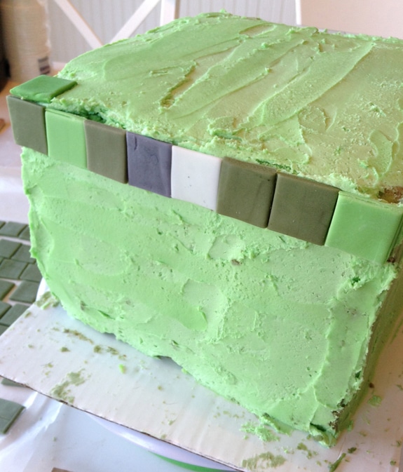Minecraft Creeper birthday cake