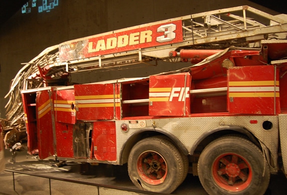 911 ladder 3 firetruck
