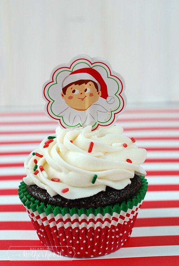 Elf on the Shelf cupcake 