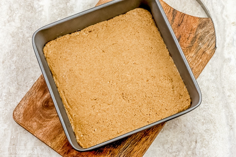 peanut butter mixture in baking pan