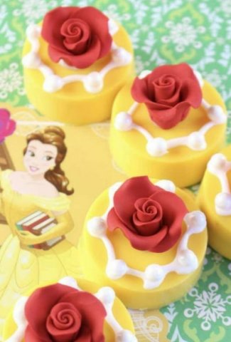 Beauty and the Beast cupcakes and cookies