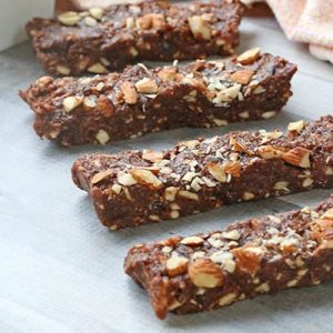 Chocolate Chip Energy Bars Featured Image