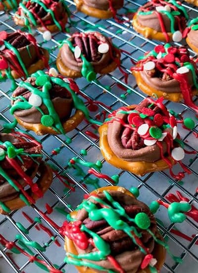 Have a bite of these quick and easy to prepare holiday rolo pretzels!