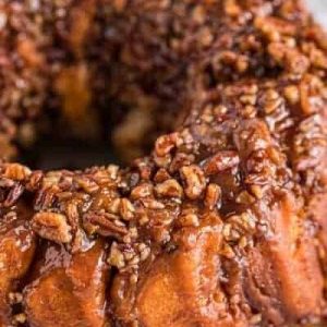 sticky buns with biscuits and pecans
