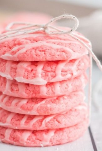 stacked strawberry cookies