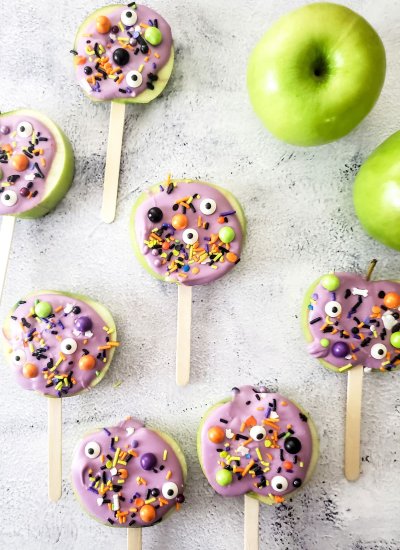 Halloween candied apples (purple)