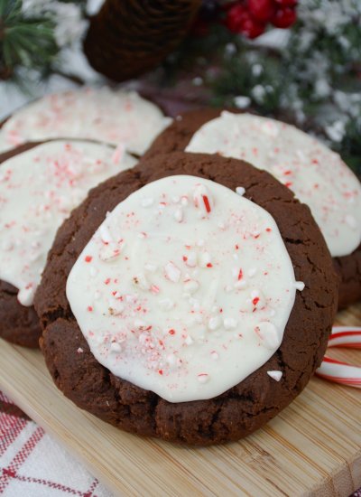 Peppermint Bark Cookies with frosting