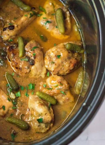 Warm and cooked slow cooker pickle chicken recipe