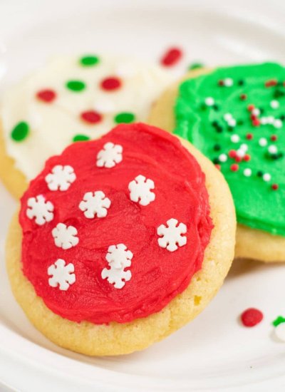 red and green Christmas cookies