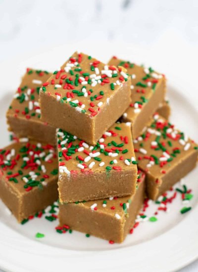 gingerbread fudge with Christmas sprinkles