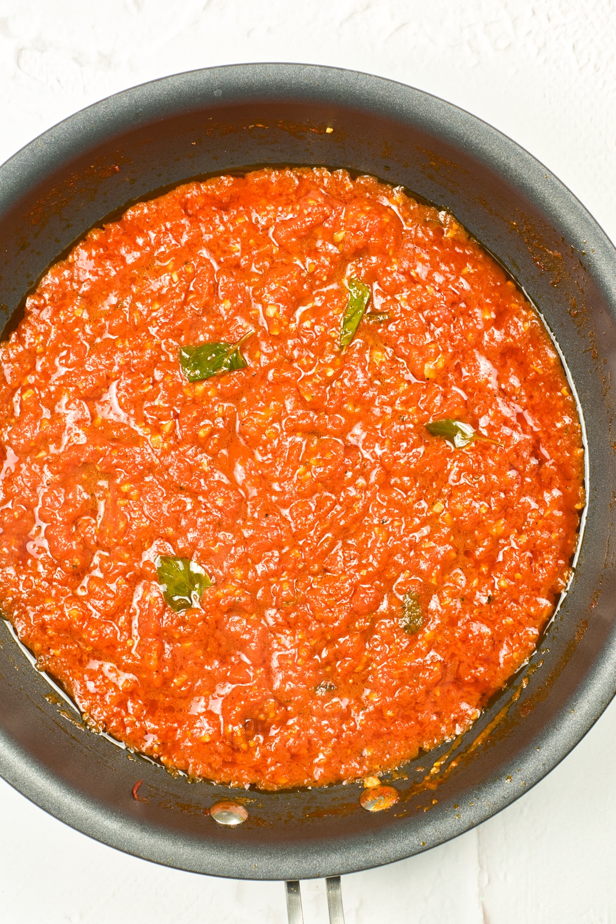 tomato sauce in sauce pan