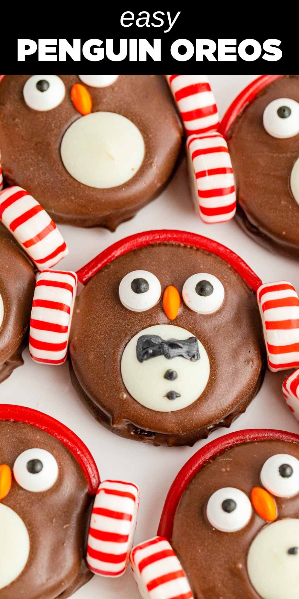 These adorable Oreo penguins are the perfect way to bring some holiday fun to your kitchen. Part recipe and part craft project, these treats use melted chocolate and candy to turn everyone’s favorite sandwich cookie into cute little penguins that are perfect for any holiday party.