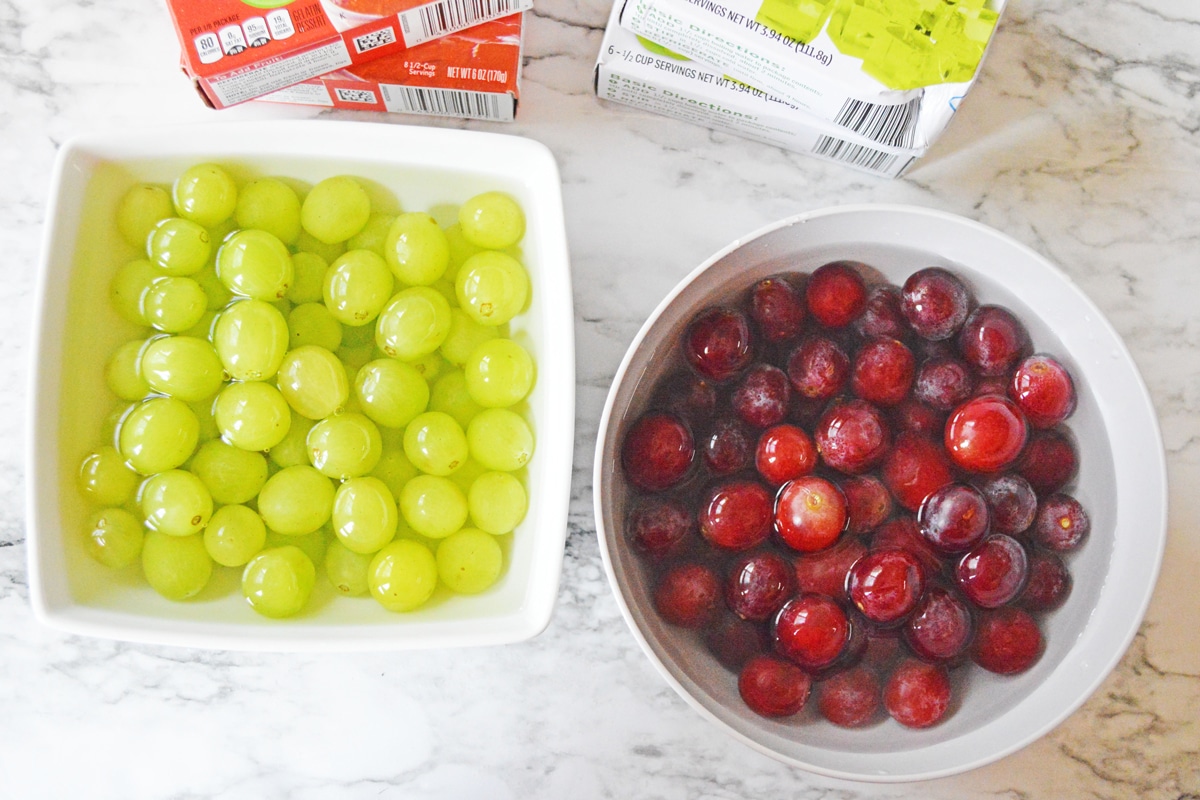 Green and red grapes for frozen grapes with jello recipe